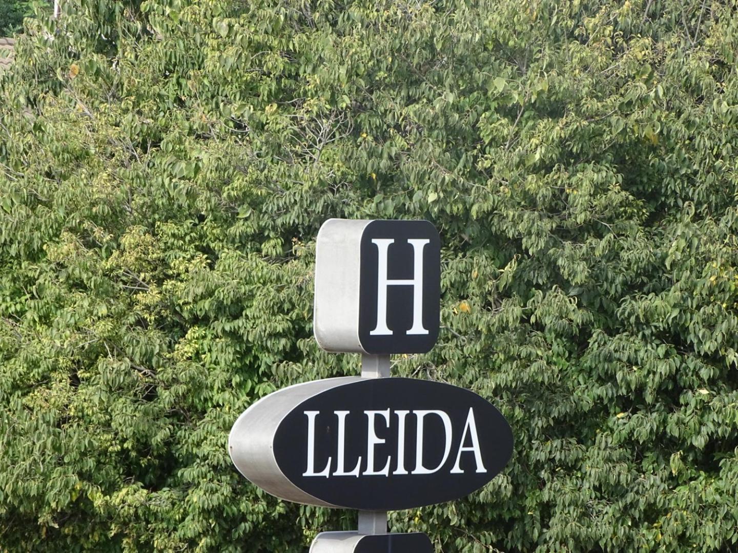 Hostal Lleida เซกูร์ เด กาลาเฟย์ ภายนอก รูปภาพ
